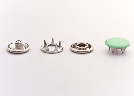 Кнопка рубашечная 9,5мм Закрытая в Калуге